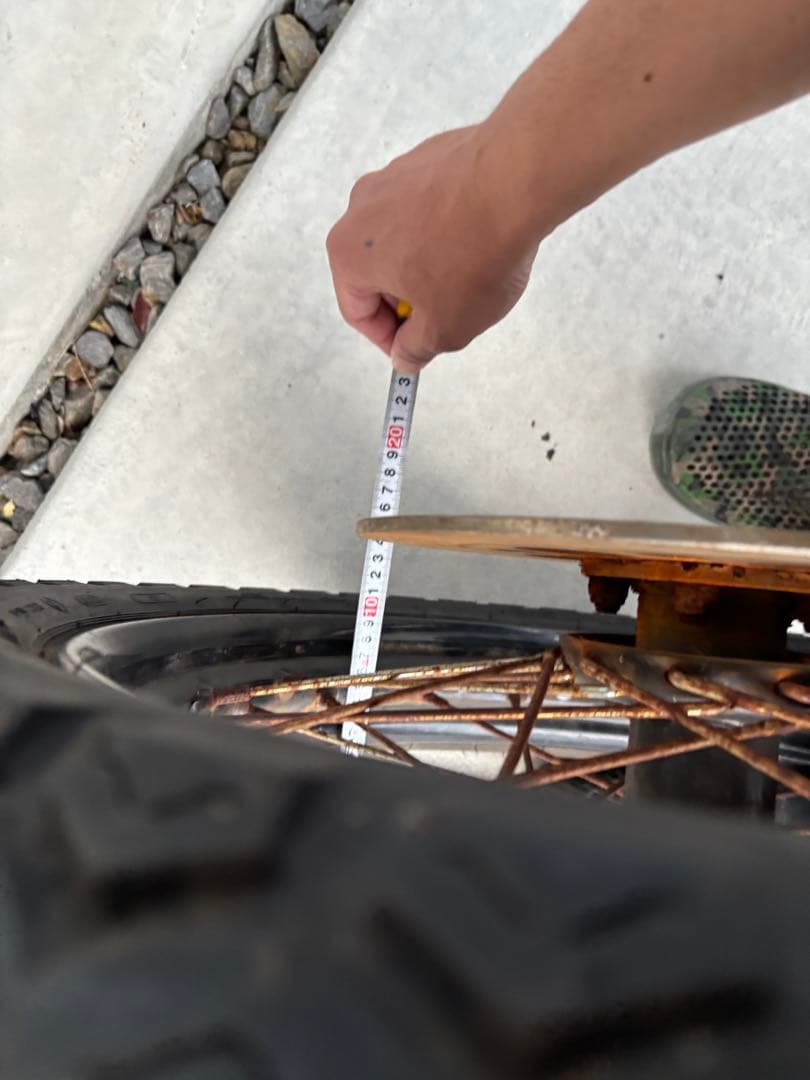 ハーレー　ショベル？　リヤホイール　18インチ　スポークホイール