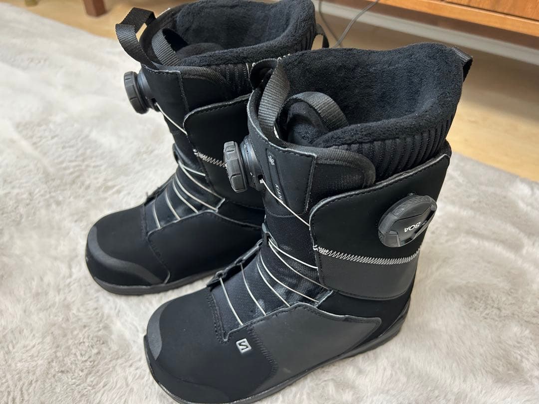 SALOMON KIANA DUAL BOA 24モデル レディース　23.5