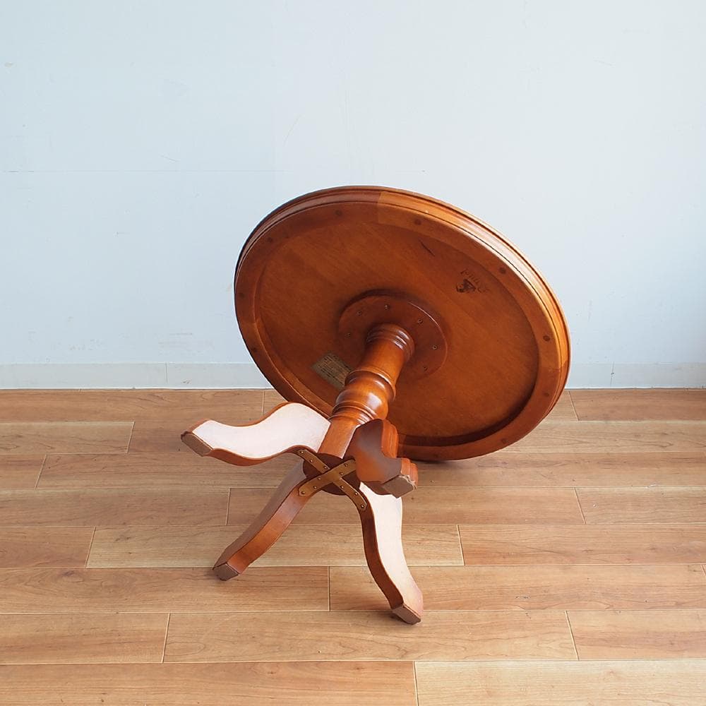 横浜ダニエル ラウンド サイドテーブル 直径60cm クラシック家具