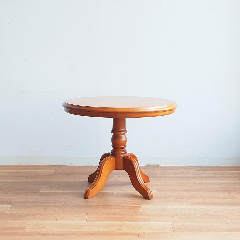 横浜ダニエル ラウンド サイドテーブル 直径60cm クラシック家具