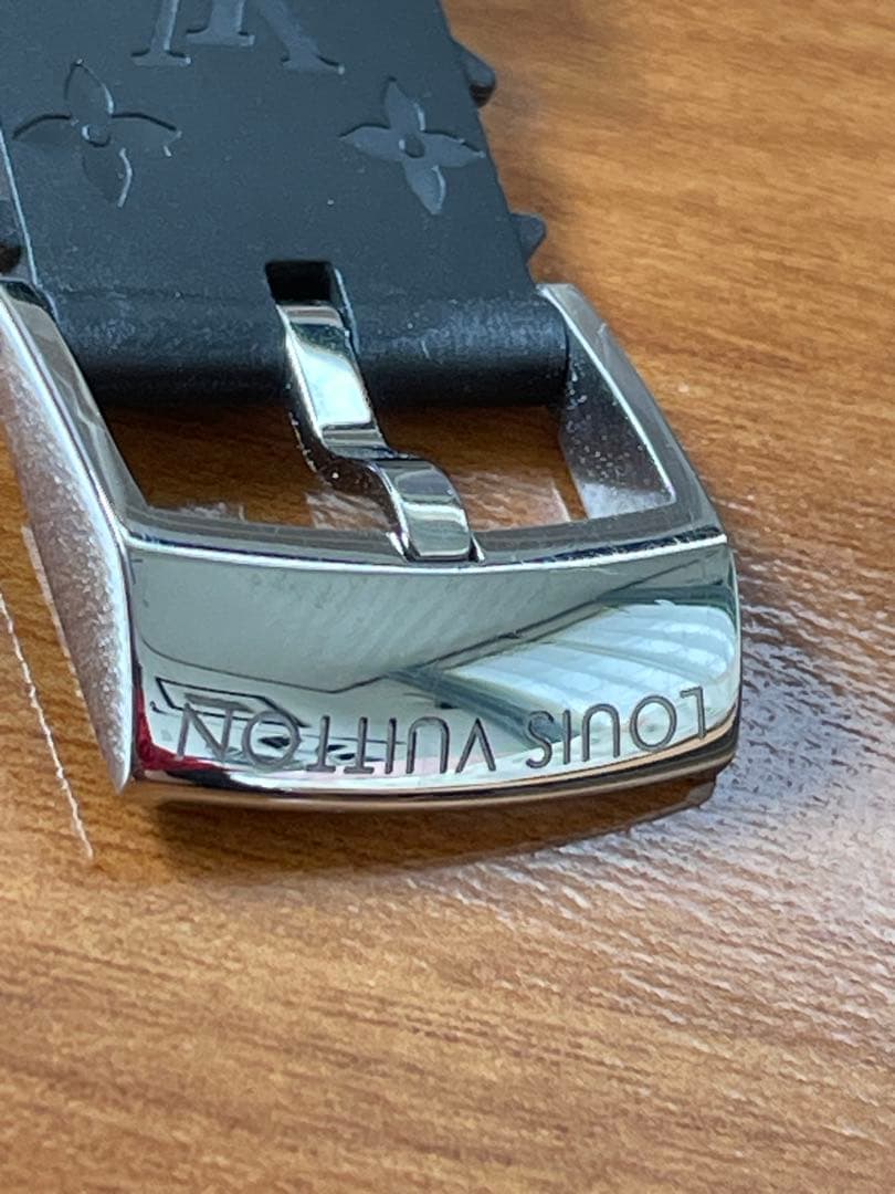 ルイヴィトン　腕時計　ラバー　ベルト　モノグラム　ブラック