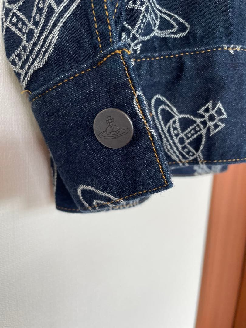 海外のお客様もwelcome！ビビアンウエストウッドRED labelＧジャン