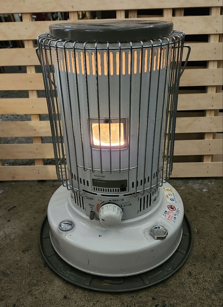TOYOTOMI トヨトミ 石油ストーブ KS-67H 2019年式