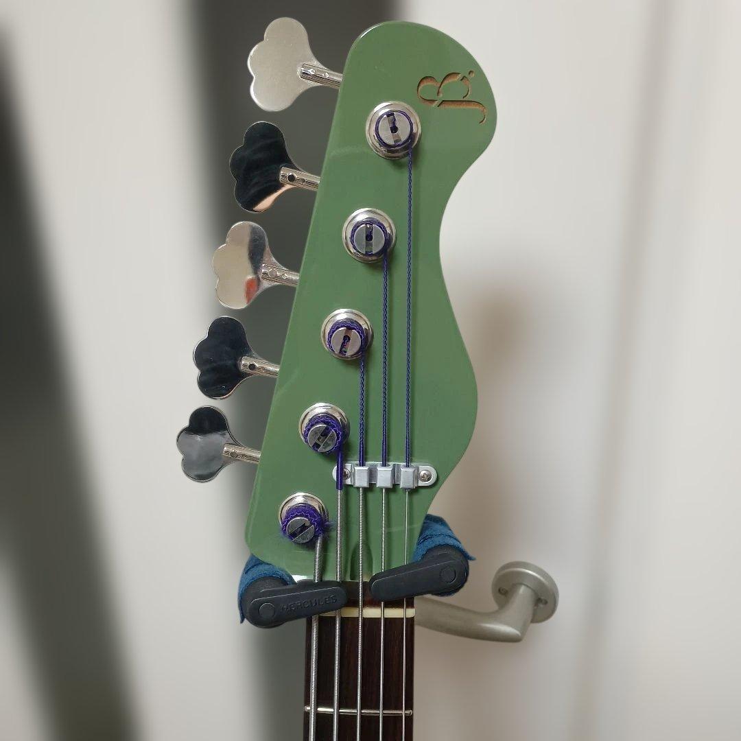 ベース Black Smoker BETA J5 Antique Olive