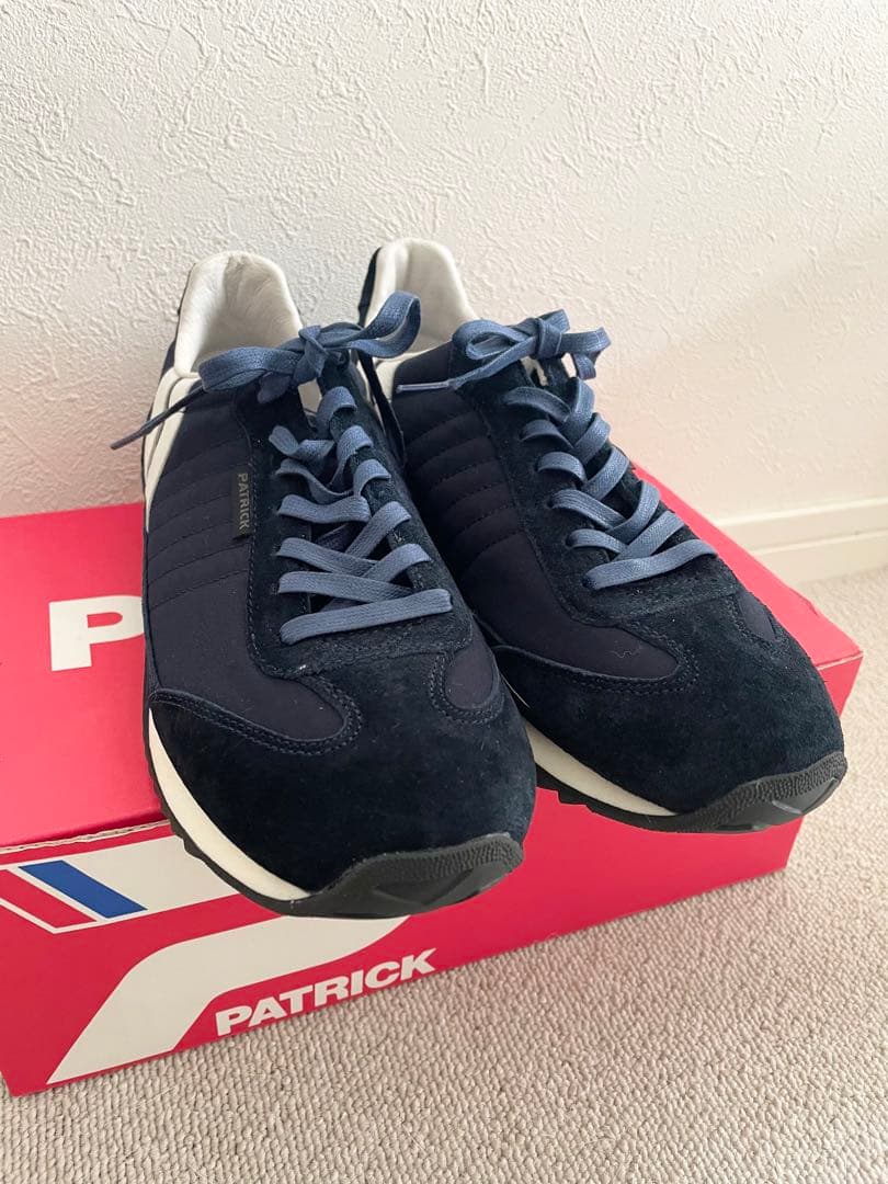 新品未使用　PATRICK ネイビー 38スニーカー