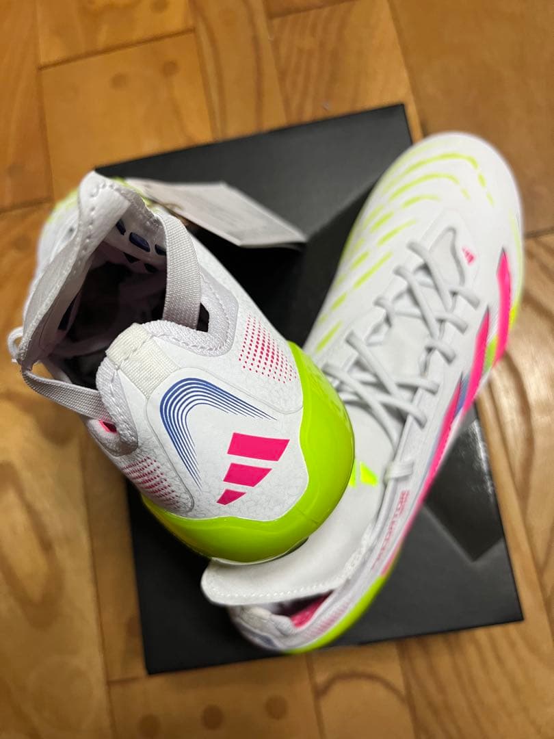 新品　最新　特価　限定　アディダス　プレデター Elite FT FG 27.5