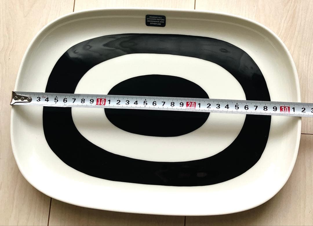 あみたん【未使用品】マリメッコ 大皿 サービングディッシュ melooni