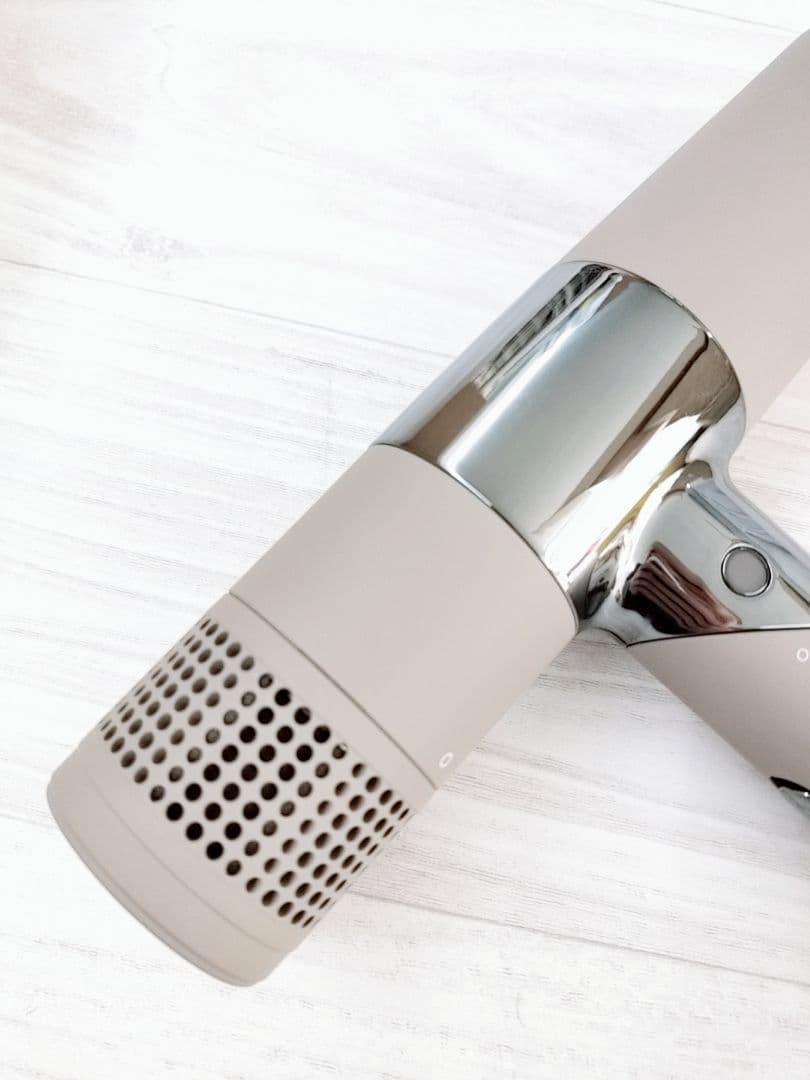 新品同様☺KINUJO 絹女 ドライヤー キヌジョ