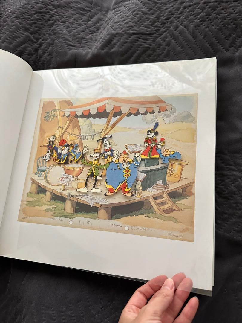 MICKEY MOUSE 洋書　Pierre Lambert