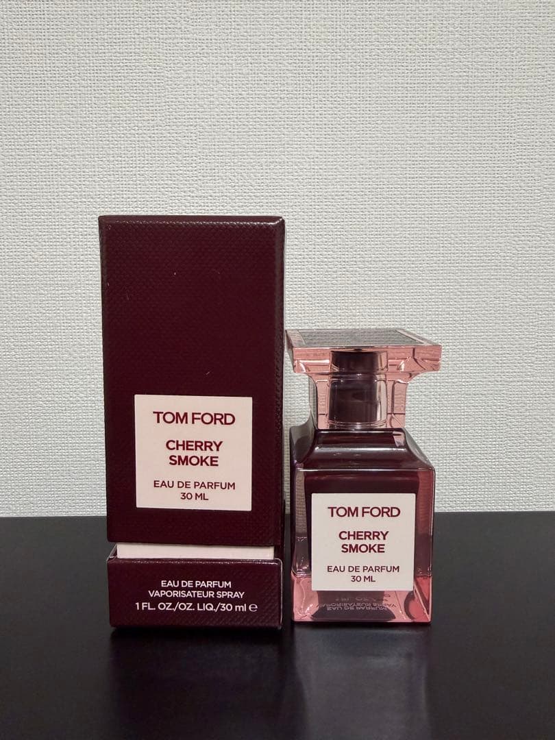 ね*B様 トムフォード　チェリー スモーク オード パルファム　30ml