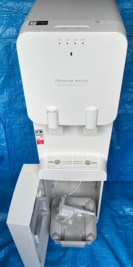 ウォーターサーバー　famfit白 PREMIUM WATER