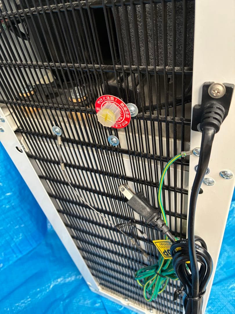 ウォーターサーバー　famfit白 PREMIUM WATER