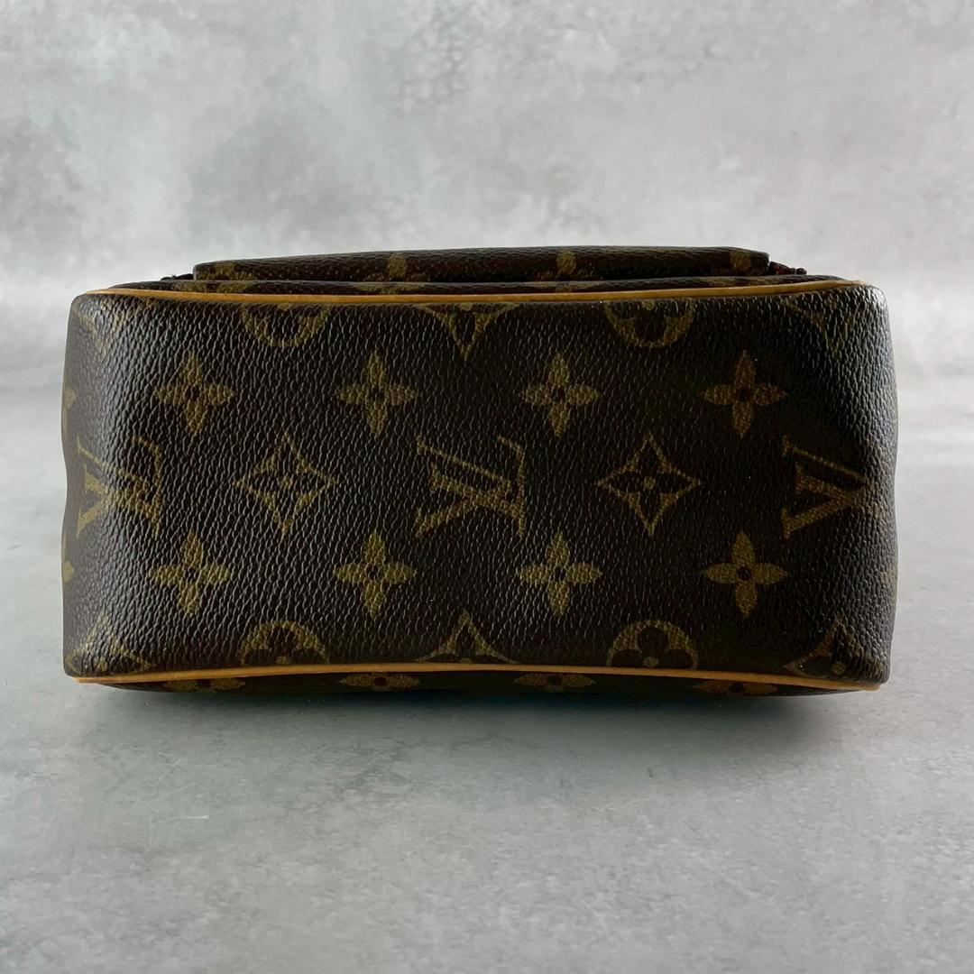 訳あり美品 ルイヴィトン ショルダーバッグ ヴィバシテ モノグラム M51165