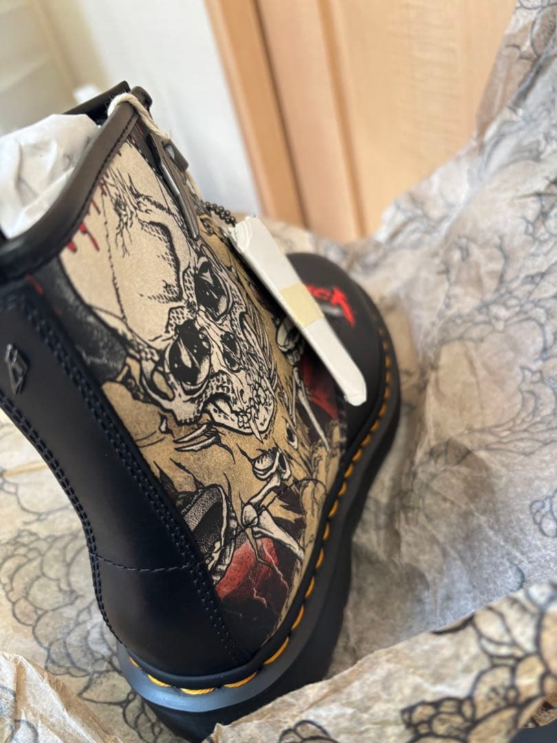 Dr.Martens 1460 llica Skull UK8 8ホール