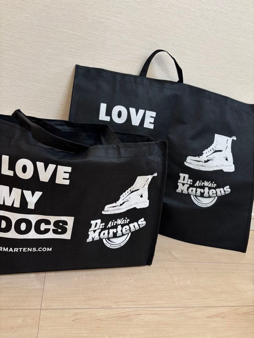 Dr.Martens 1460 llica Skull UK8 8ホール