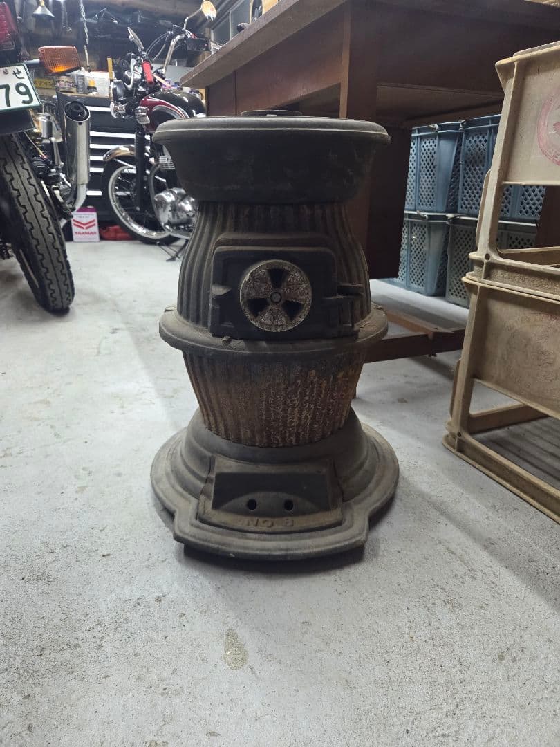 年末限定値下げ　ヴィンテージ　ダルマストーブ