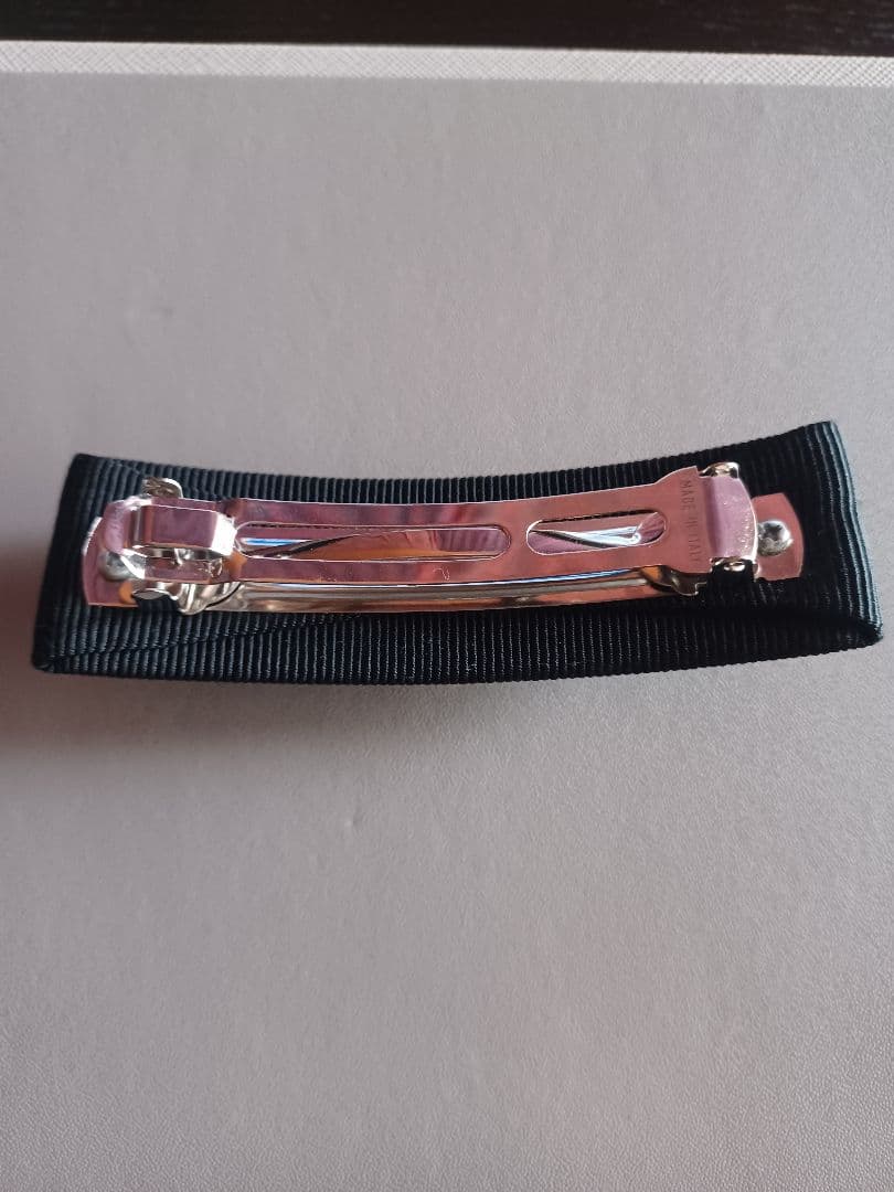 【美品】フェラガモ ガンチーニ バレッタ ブラック シルバー