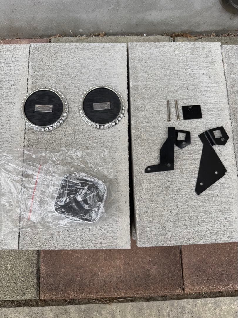 20アルファード テーブル