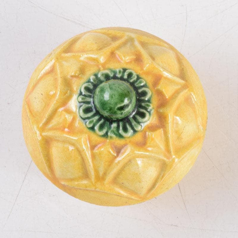 茶道具　永楽善五郎作　黄交趾　蕗の薹（フキノトウ）香合　共箱　C　9217