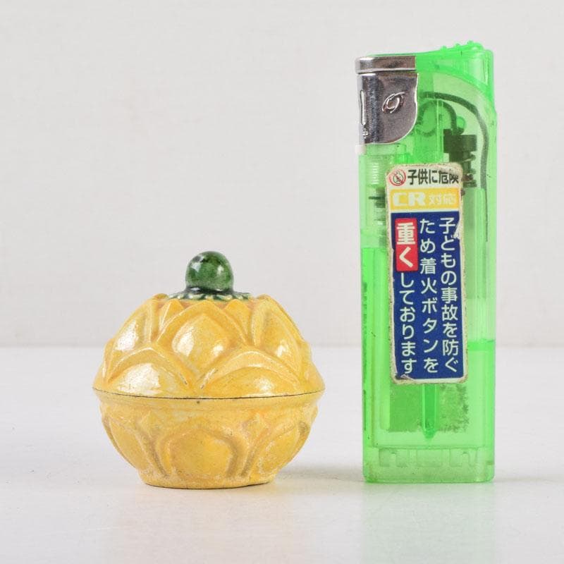 茶道具　永楽善五郎作　黄交趾　蕗の薹（フキノトウ）香合　共箱　C　9217