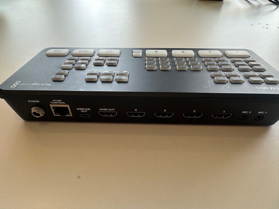Blackmagic ATEM mini スイッチャー