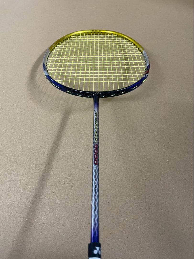 ヨネックス　ナノスピード9000