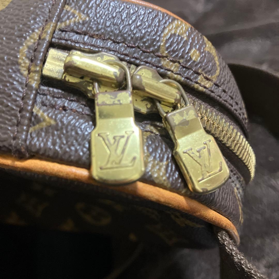 ルイ・ヴィトンポシェット・ガンジュ