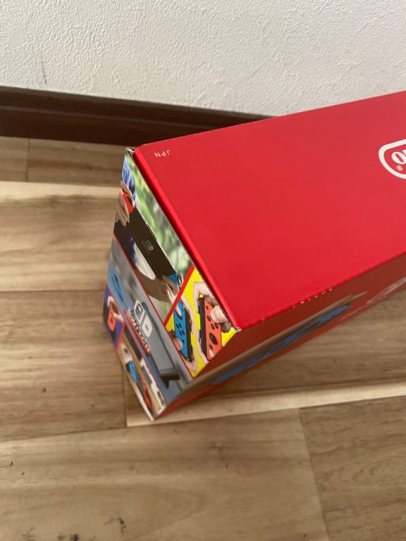 【新品未使用】Nintendo Switch 本体　青/赤