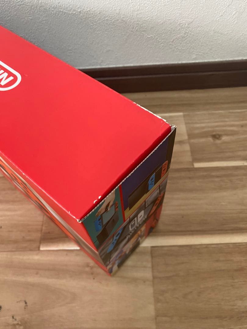 【新品未使用】Nintendo Switch 本体　青/赤