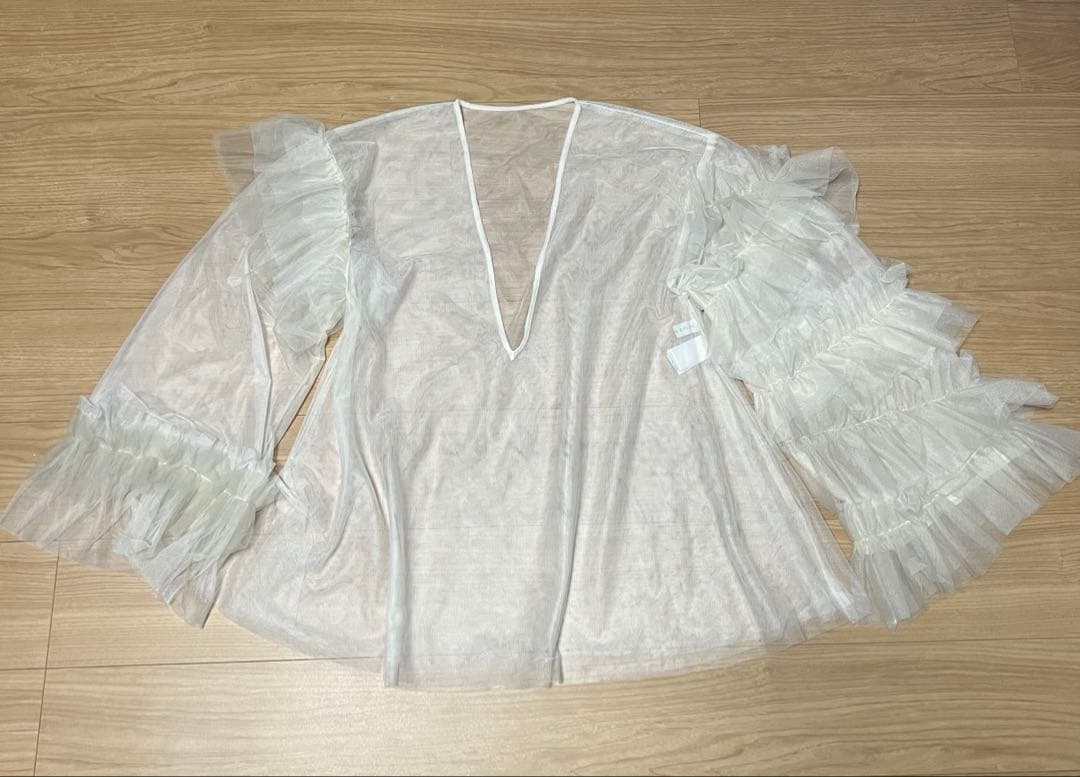 ボリュームチュールギャザーデザインTOPS