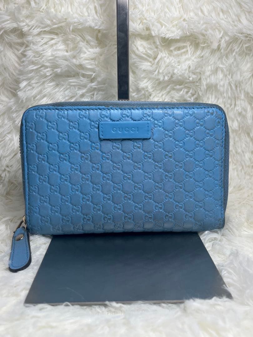 ✨人気✨ GUCCI マイクログッチシマ ラウンドファスナー ライトブルー