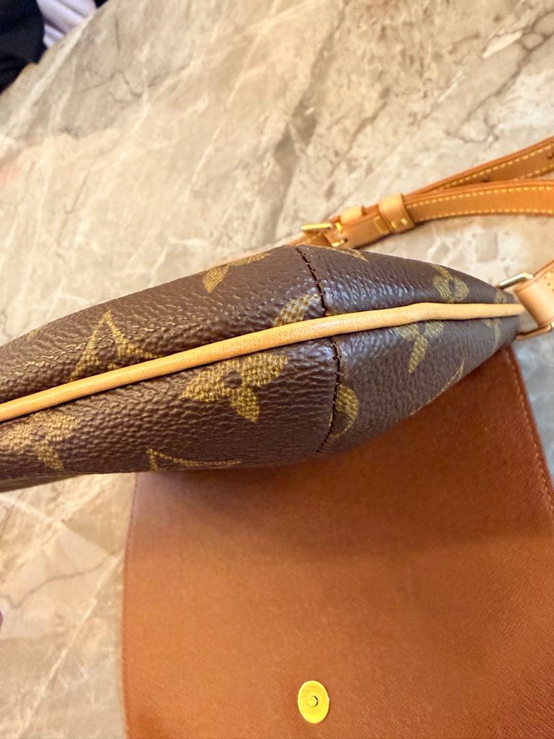 美品Louis Vuitton モノグラム ショルダーバッグ