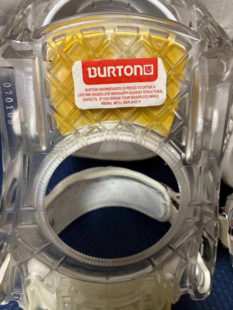 お*ー様 BURTON CUSTOM スノーボード ビンディング Mサイズ 黒