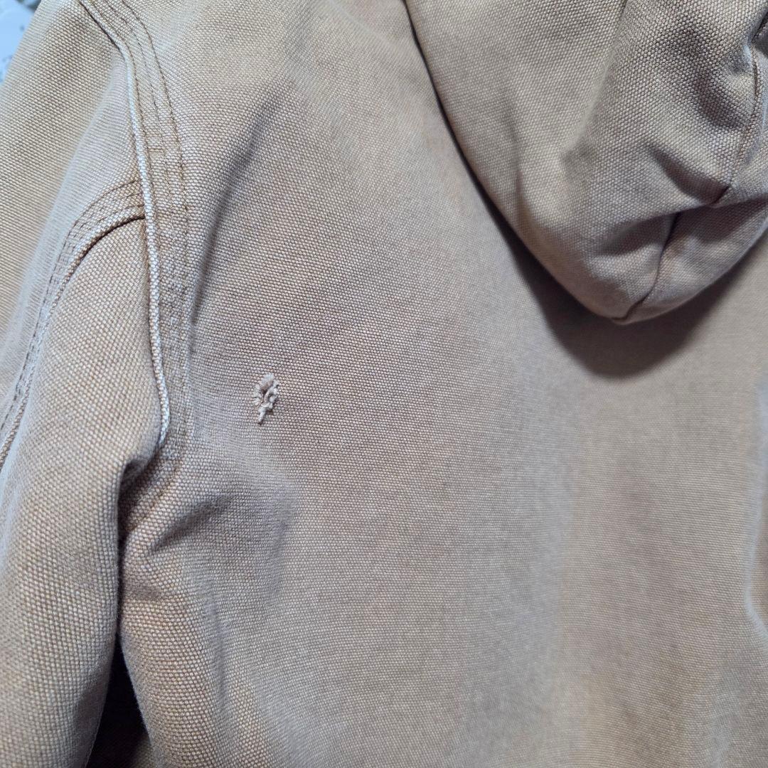 Carhartt フード付きベージュジャケット