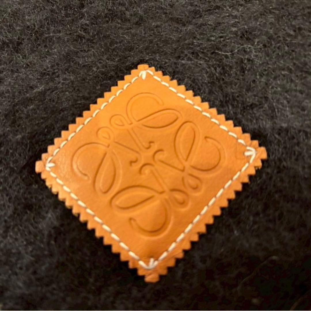 LOEWE ロエベ マフラー ブラック（黒）