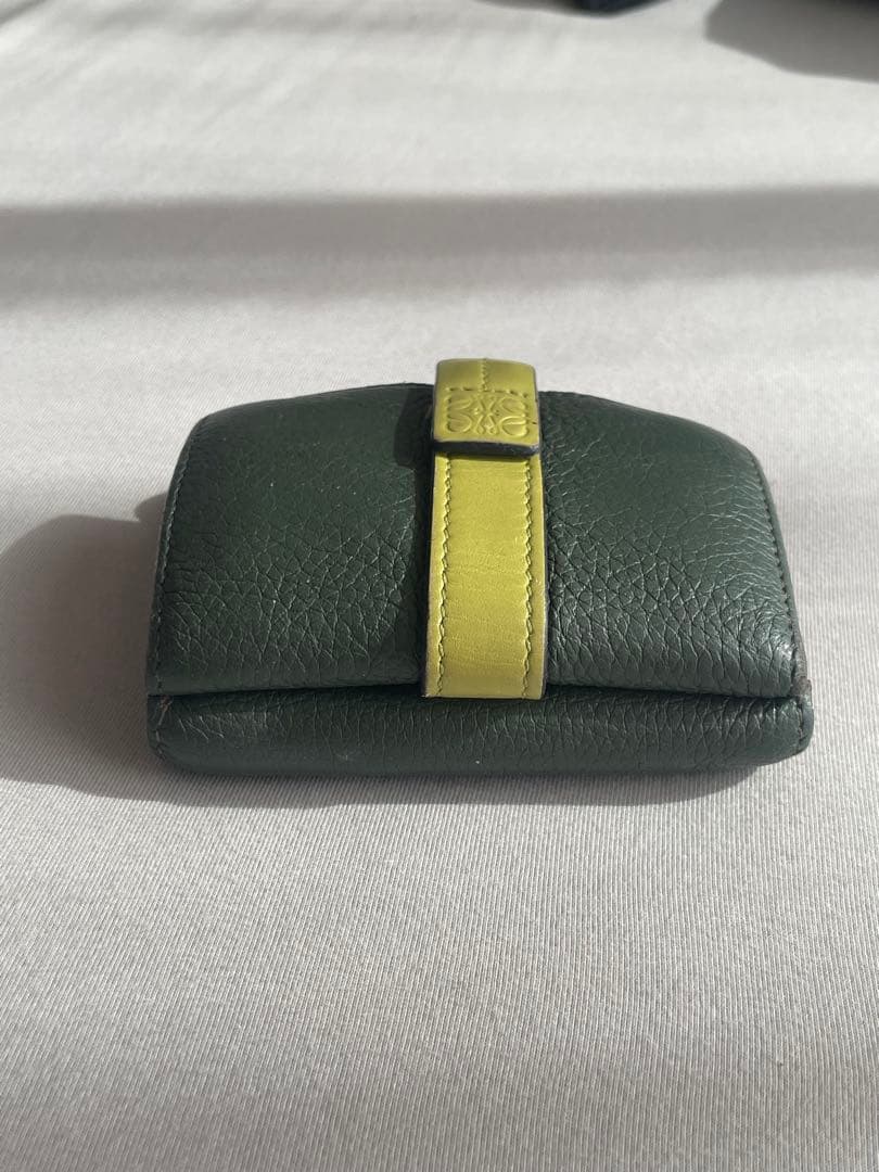 H*A様 LOEWE グリーン レザー 三つ折り財布