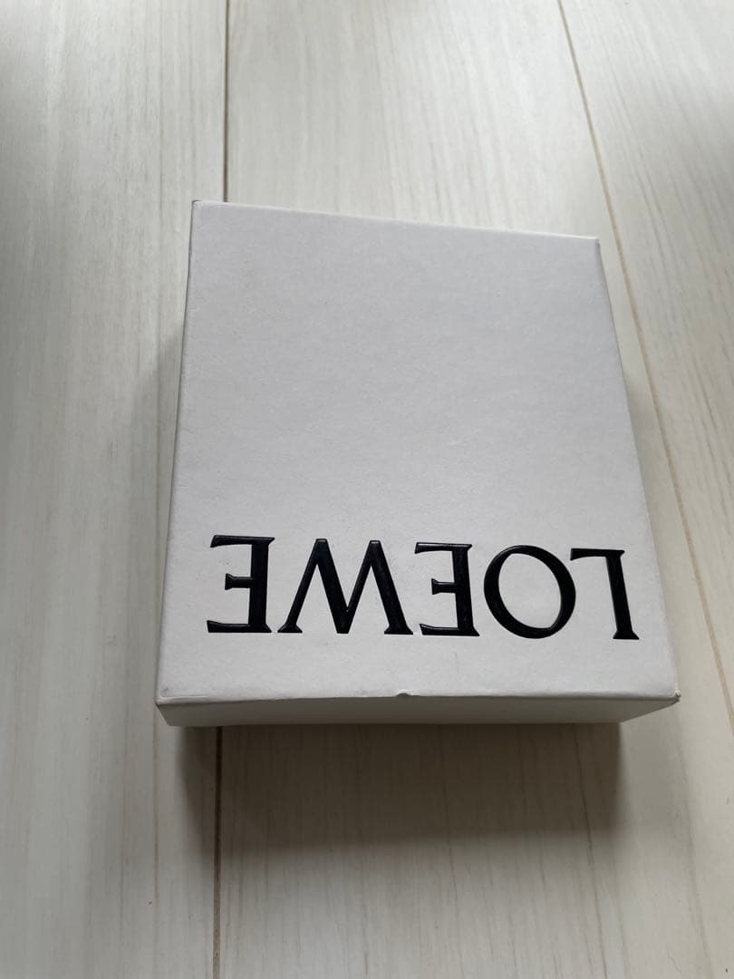 H*A様 LOEWE グリーン レザー 三つ折り財布