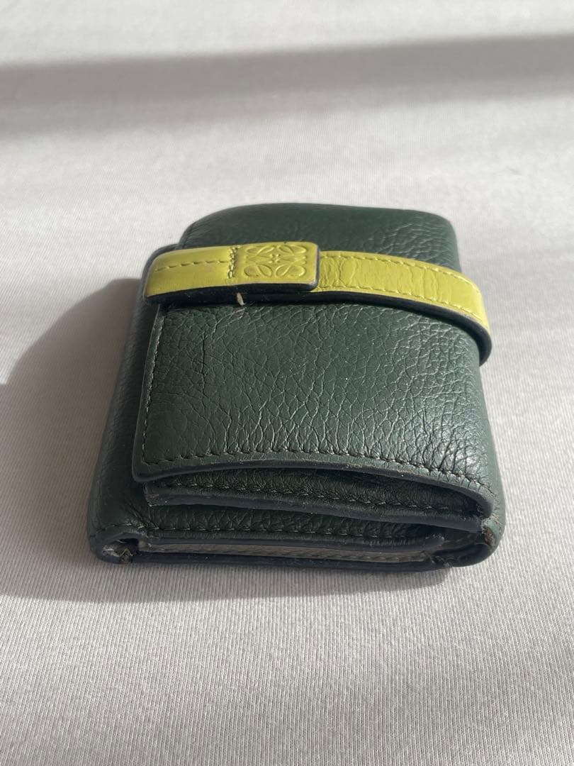 H*A様 LOEWE グリーン レザー 三つ折り財布