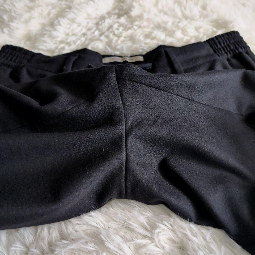 美品 ジャブスアルキヴィオ マサッチョ ウォッシャブル ウール パンツ ブラック