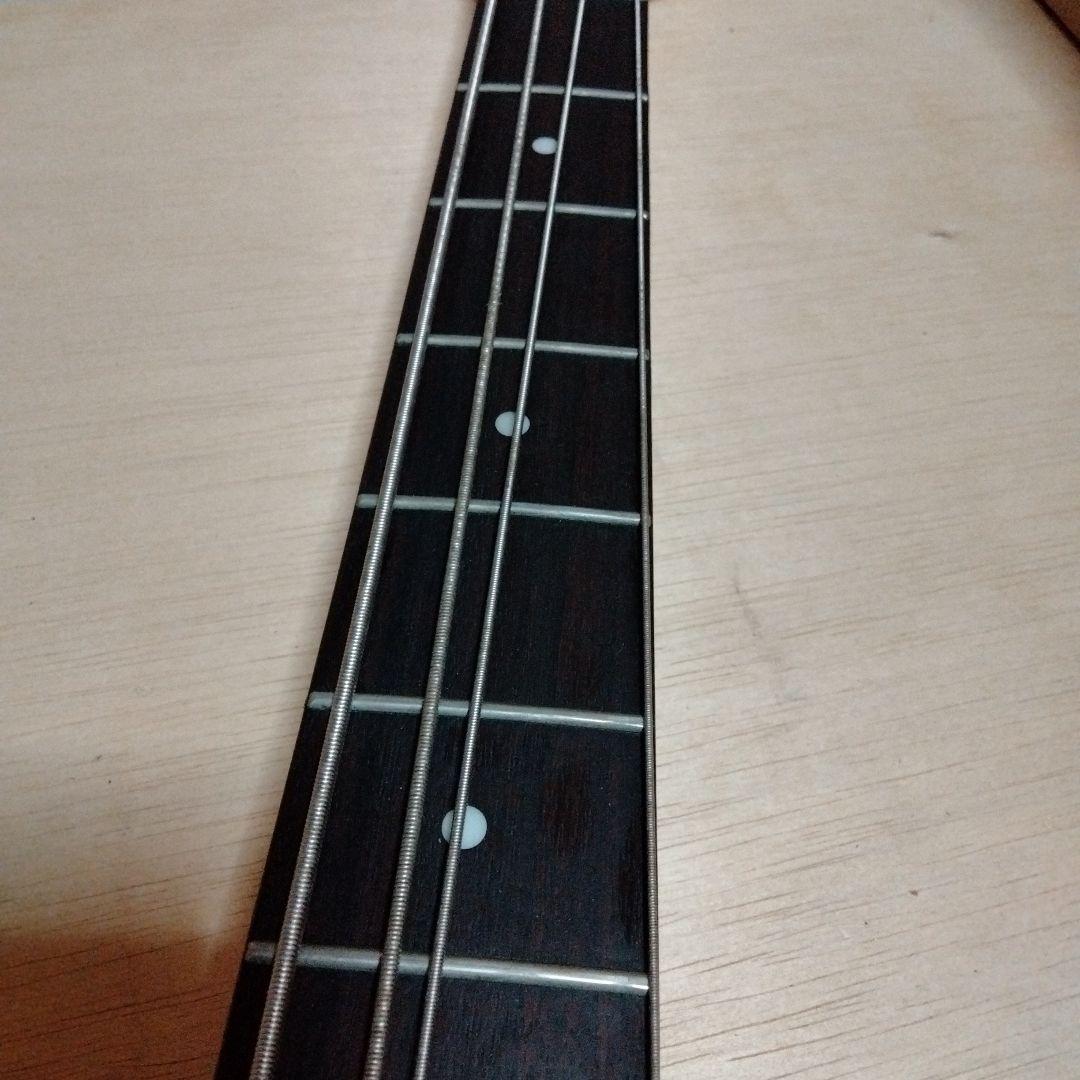 美品 Epiphone Thunderbird '05 ホワイト ブラックパーツ