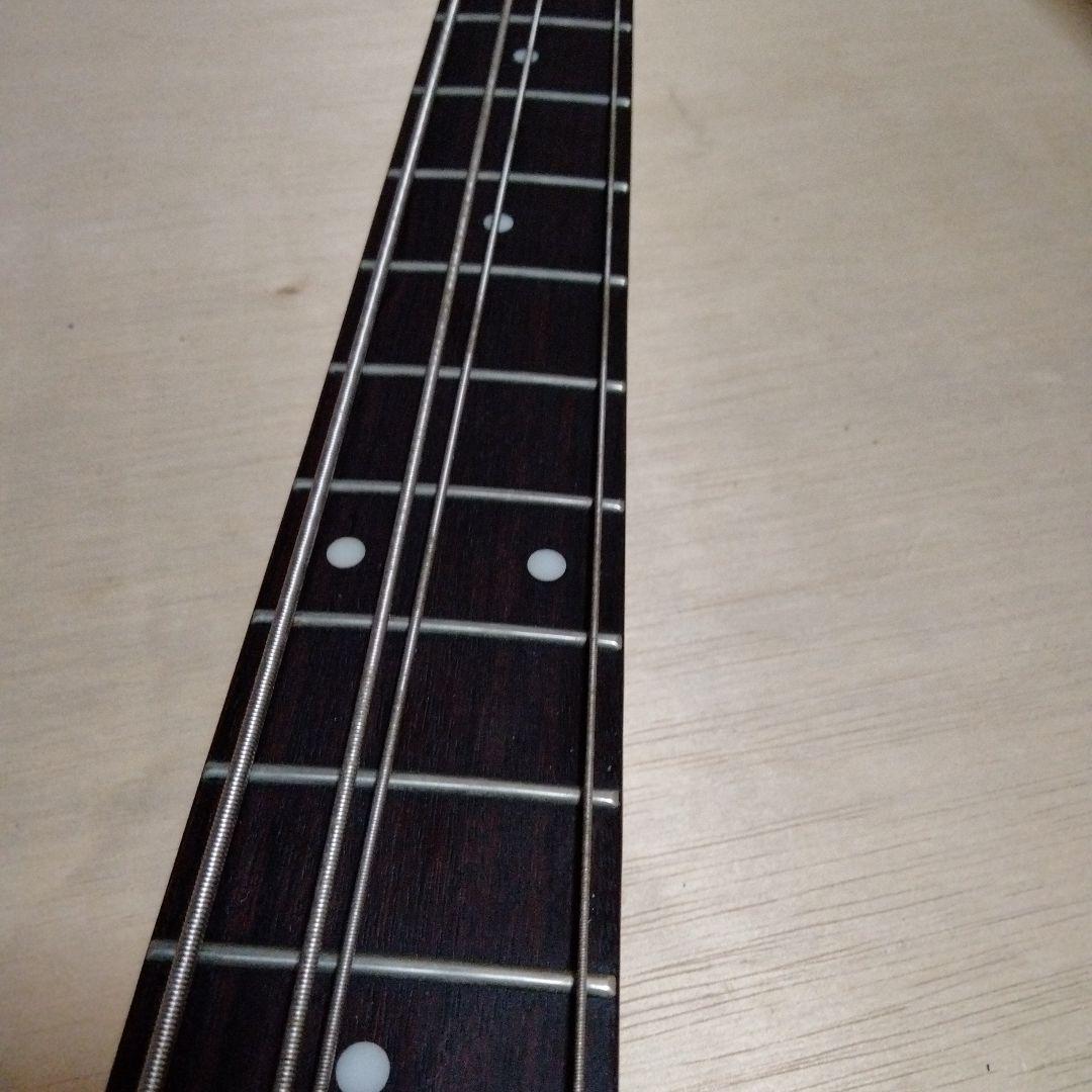 美品 Epiphone Thunderbird '05 ホワイト ブラックパーツ