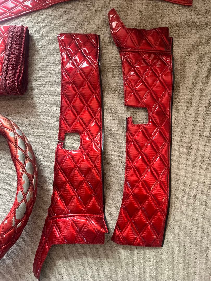 いすゞ　ファイブスターギガ　※安全センサーなし大型車用　蒼星レッド内装セット