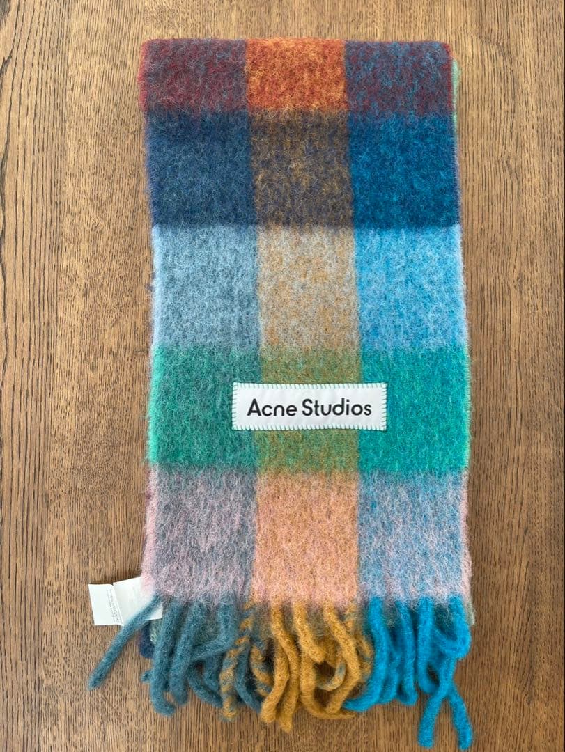 Acne Studios マルチカラー マフラー