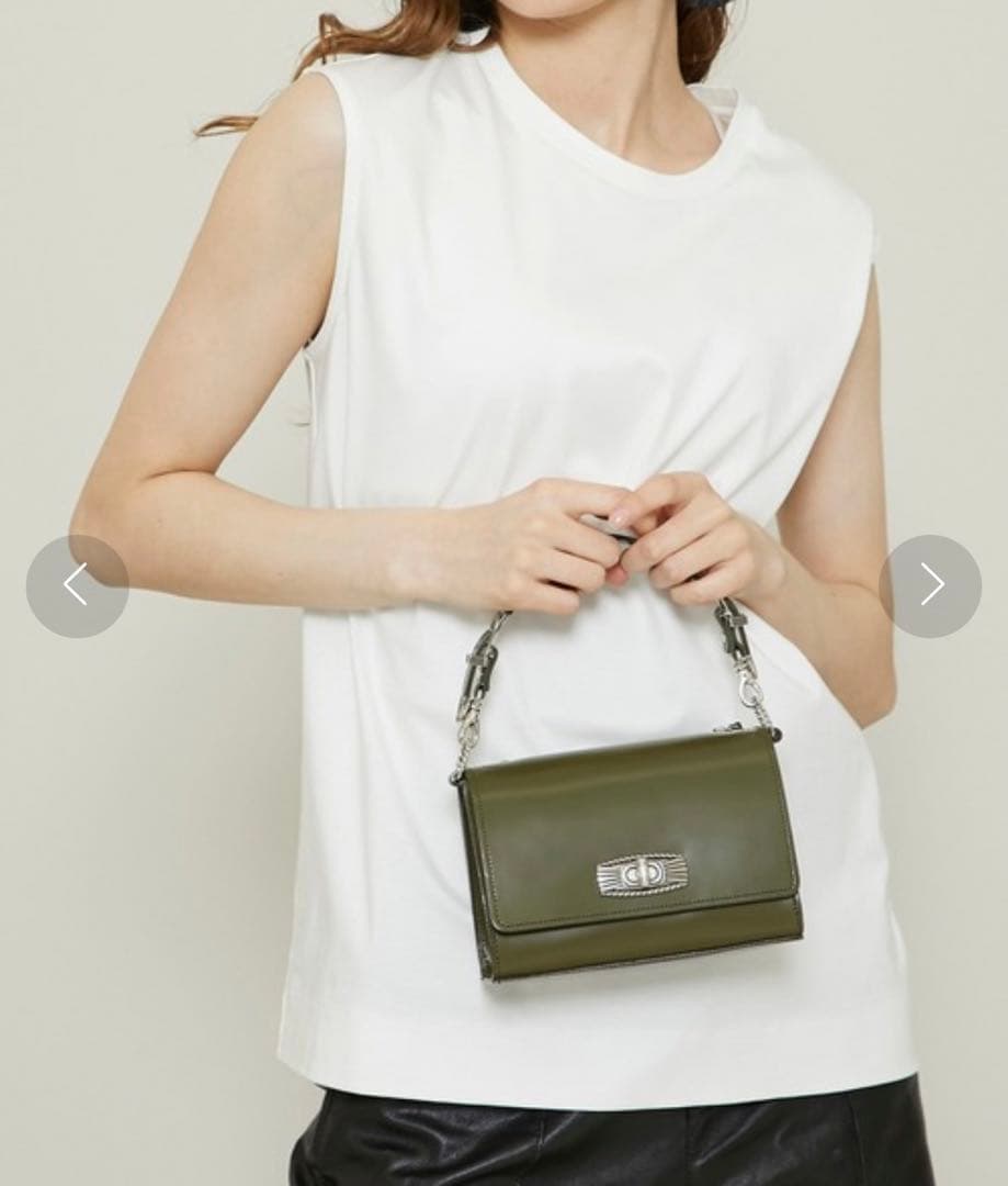 【TOGA PULLA(トーガプルラ)】スカーフショルダーバッグ