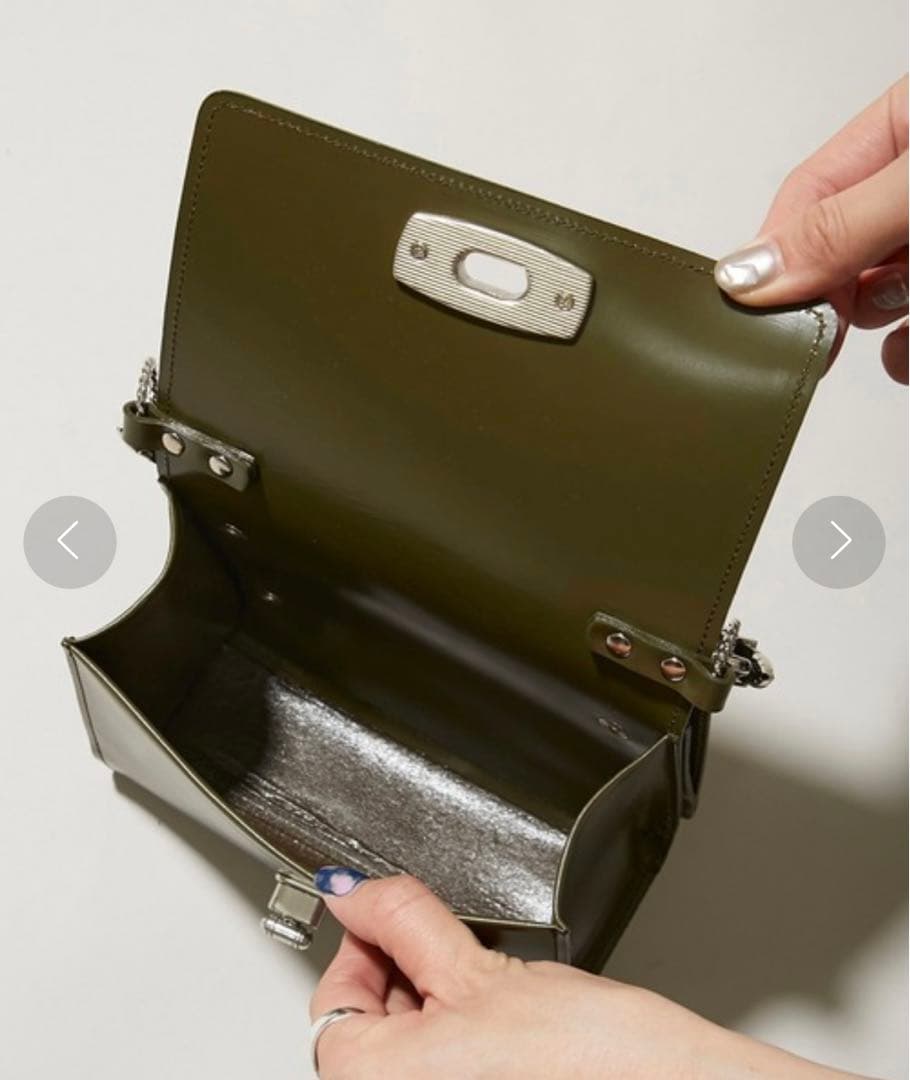 【TOGA PULLA(トーガプルラ)】スカーフショルダーバッグ