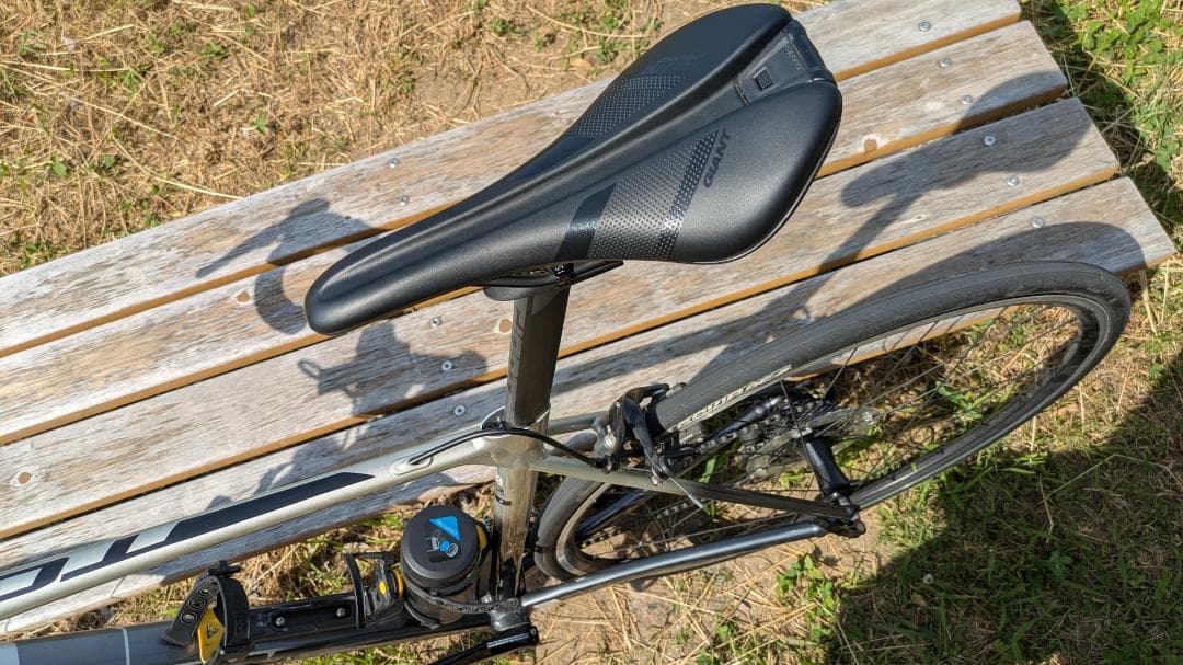 直接受け渡し希望　GIANT TCR SL1 2020 11速　MLサイズ