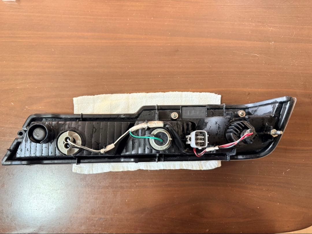 ハイゼットカーゴs321v後期型 純正テールランプ