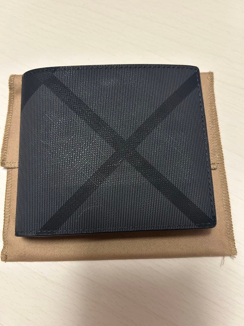 早い者勝ち‼️最終値下げ BURBERRY 二つ折り財布 ブラック/グレー