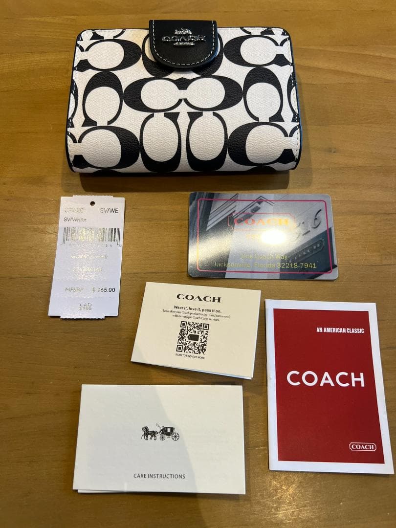 【美品】COACH コーチ 二つ折り財布 ホワイト×ブラック