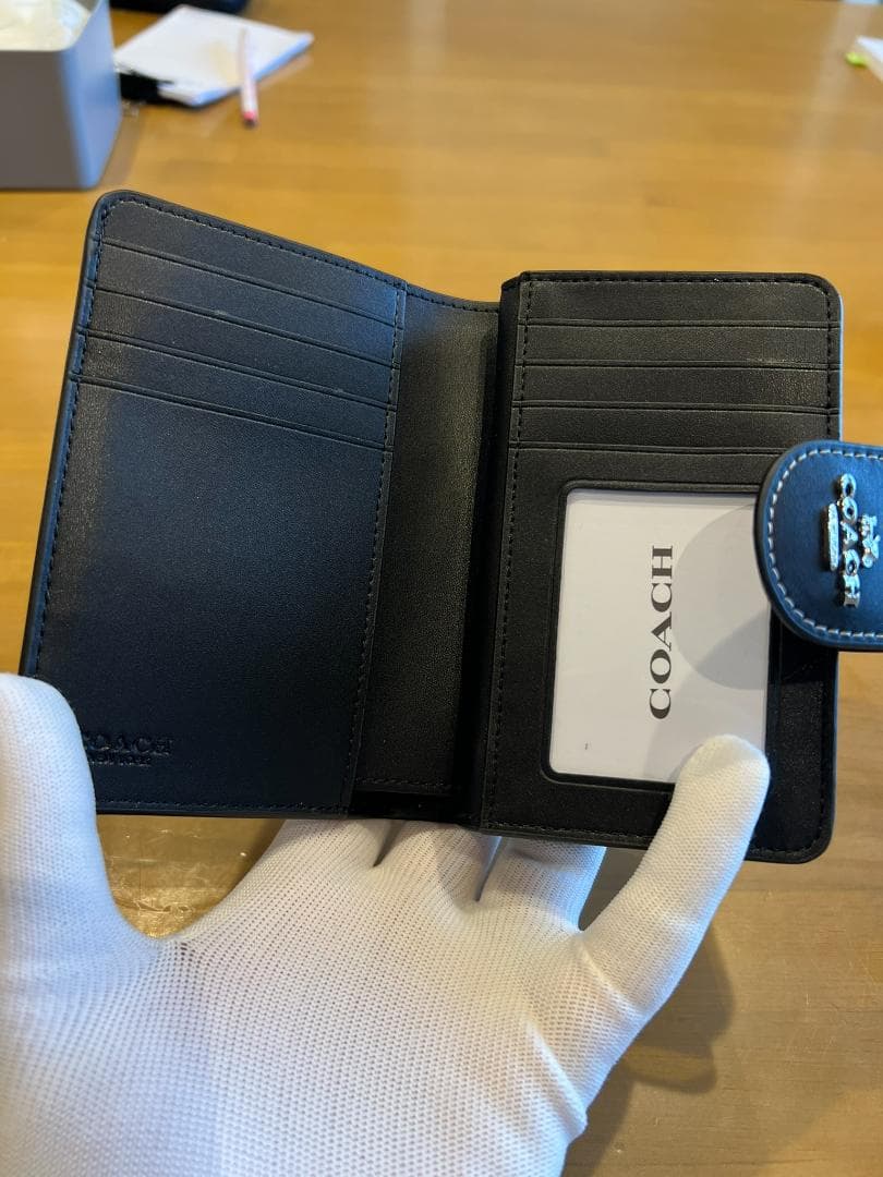 【美品】COACH コーチ 二つ折り財布 ホワイト×ブラック